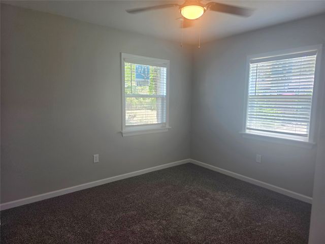 6780 E 27th Place, Tulsa, OK 74129