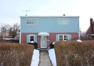 1 Pine Place, Glen Cove, NY 11542