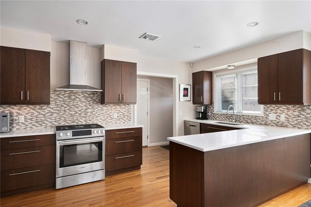 203 Cole Avenue, Providence, RI 02906