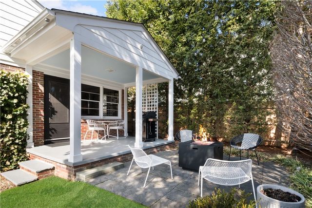 203 Cole Avenue, Providence, RI 02906