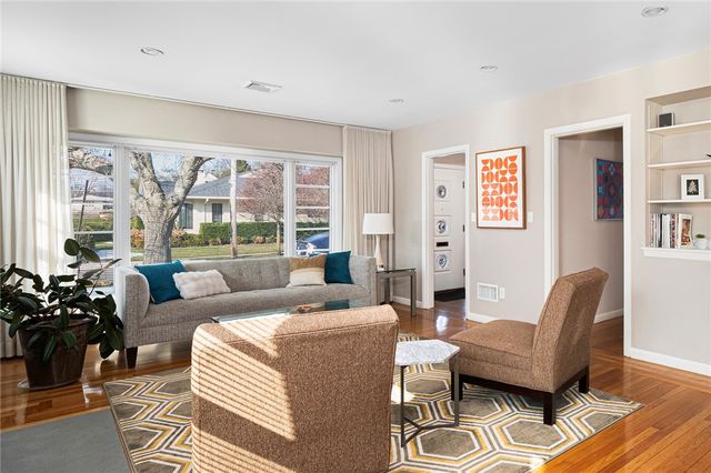 203 Cole Avenue, Providence, RI 02906