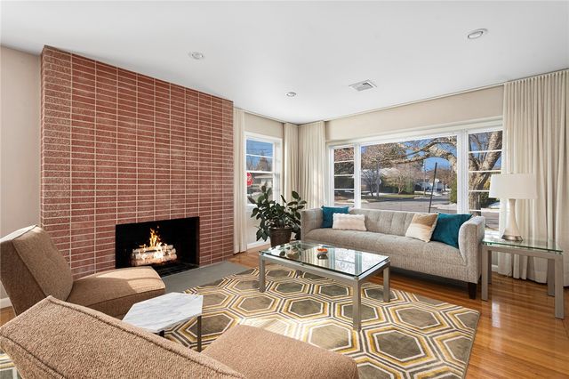 203 Cole Avenue, Providence, RI 02906