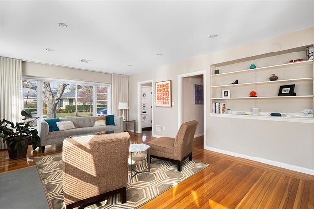 203 Cole Avenue, Providence, RI 02906