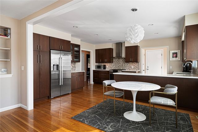 203 Cole Avenue, Providence, RI 02906