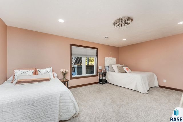 601 Meadowview Dr Drive, Lester, IA 51242