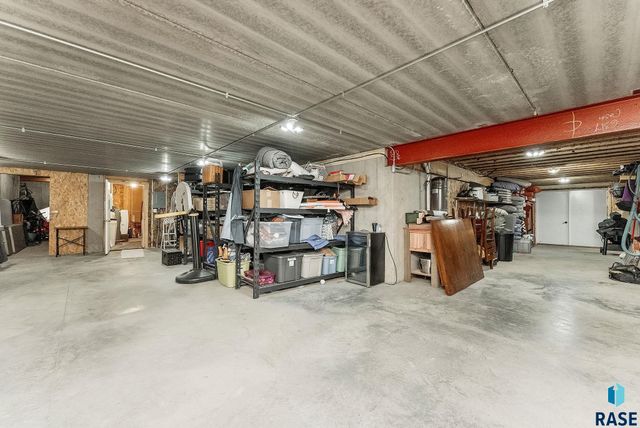 601 Meadowview Dr Drive, Lester, IA 51242