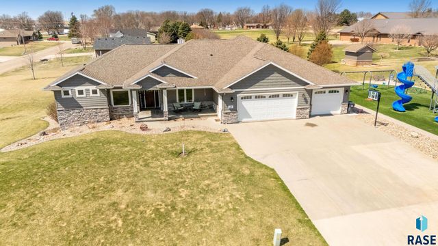 601 Meadowview Dr Drive, Lester, IA 51242