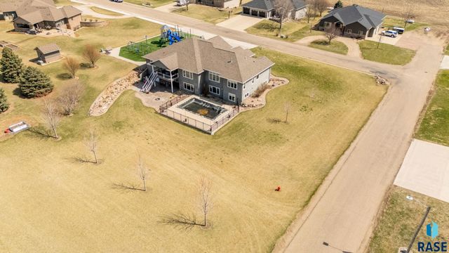 601 Meadowview Dr Drive, Lester, IA 51242