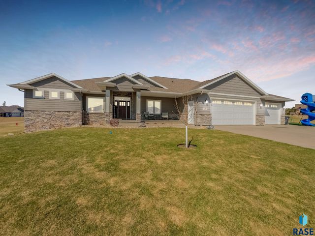 601 Meadowview Dr Drive, Lester, IA 51242