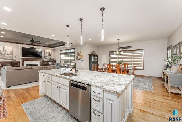 601 Meadowview Dr Drive, Lester, IA 51242