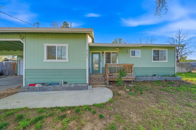 5760 Green Acres Drive, Anderson, CA 96007