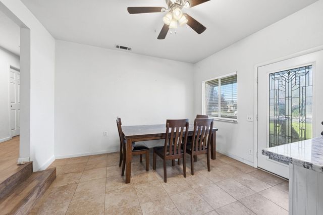 5760 Green Acres Drive, Anderson, CA 96007