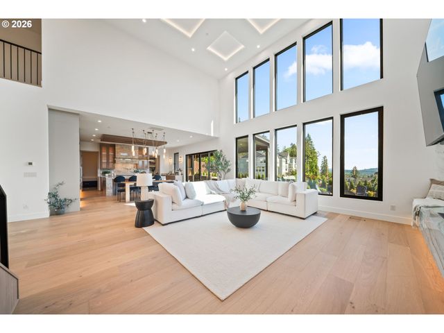 989 W MAGNOLIA Loop, Washougal, WA 98671