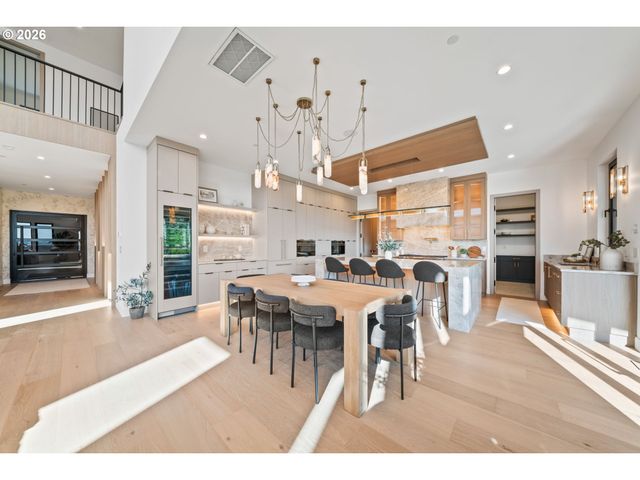 989 W MAGNOLIA Loop, Washougal, WA 98671