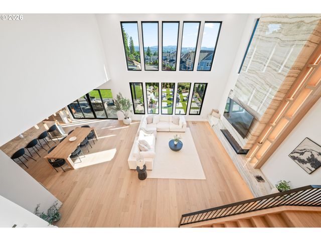 989 W MAGNOLIA Loop, Washougal, WA 98671