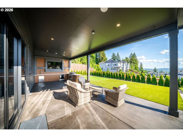 989 W MAGNOLIA Loop, Washougal, WA 98671