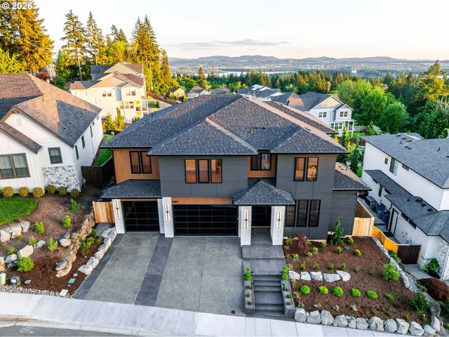 989 W MAGNOLIA Loop, Washougal, WA 98671