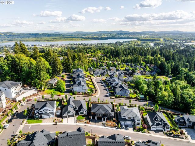 989 W MAGNOLIA Loop, Washougal, WA 98671