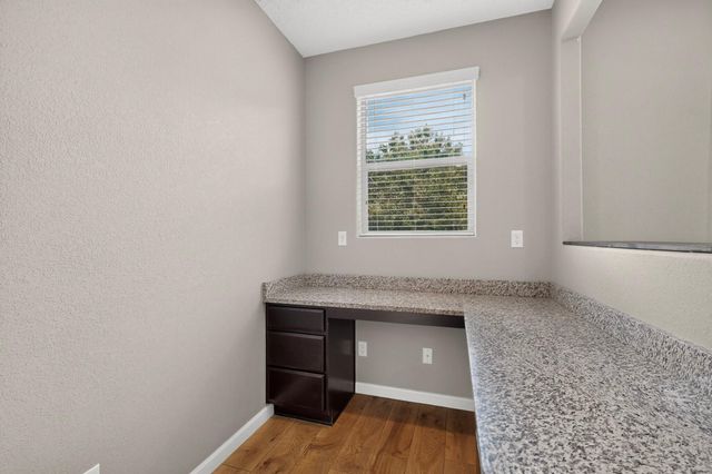 3525 Llano Vista Loop NE, Rio Rancho, NM 87124