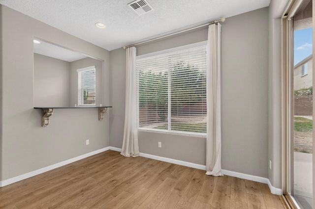 3525 Llano Vista Loop NE, Rio Rancho, NM 87124