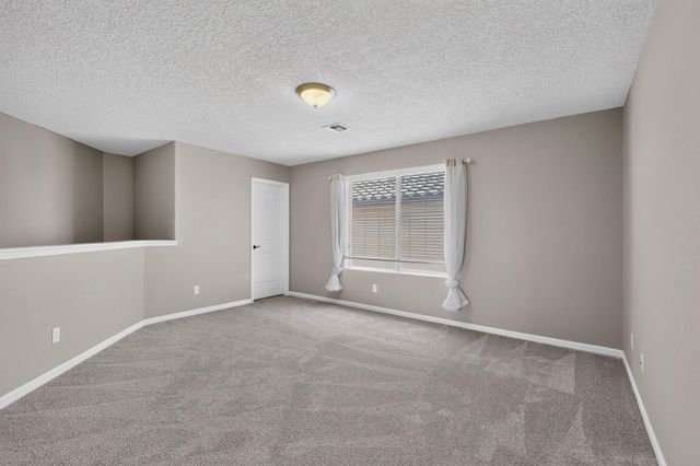 3525 Llano Vista Loop NE, Rio Rancho, NM 87124