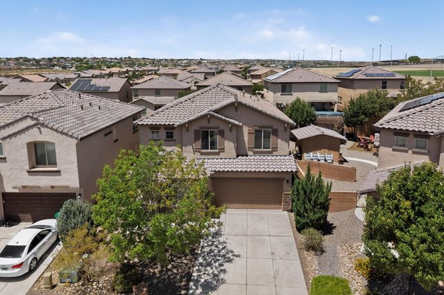 3525 Llano Vista Loop NE, Rio Rancho, NM 87124