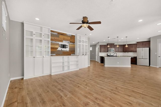 3525 Llano Vista Loop NE, Rio Rancho, NM 87124