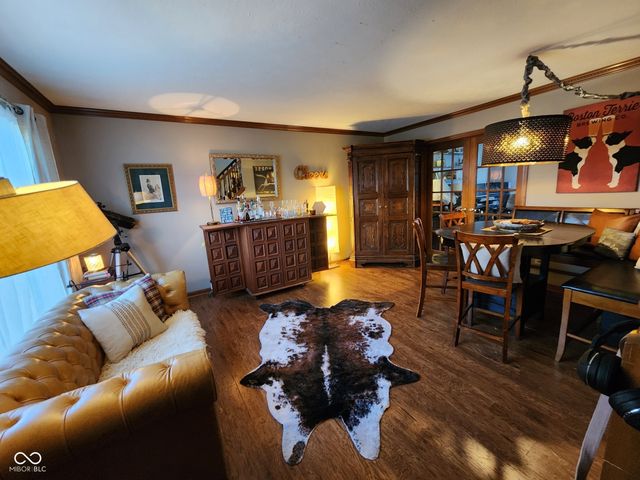 1225 Luce Creek Circle, Greenwood, IN 46142