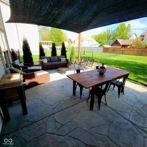 1225 Luce Creek Circle, Greenwood, IN 46142