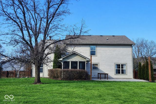 1225 Luce Creek Circle, Greenwood, IN 46142