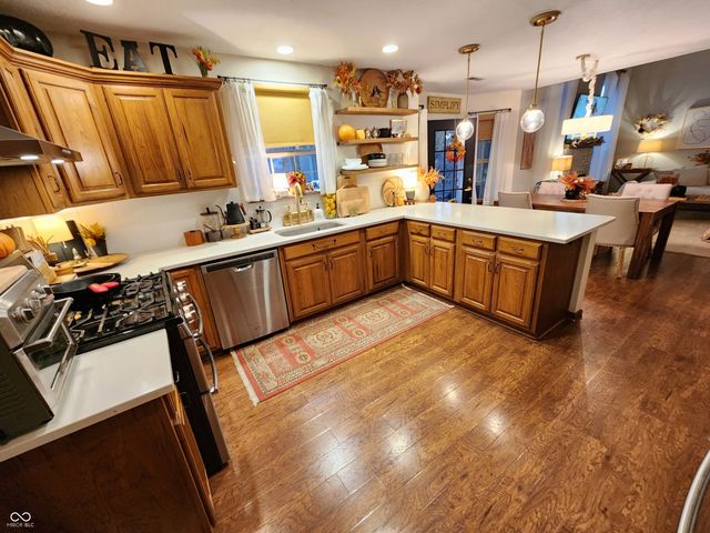 1225 Luce Creek Circle, Greenwood, IN 46142