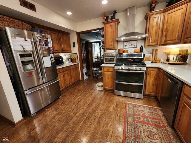 1225 Luce Creek Circle, Greenwood, IN 46142