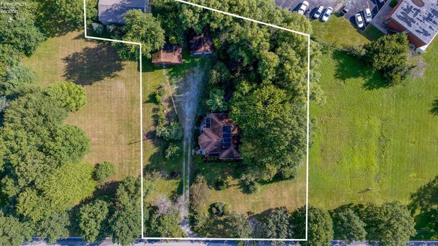 W 461 Lorain Street, Oberlin, OH 44074