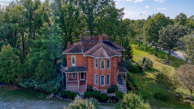 W 461 Lorain Street, Oberlin, OH 44074