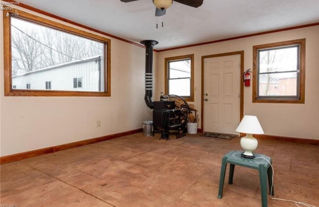 W 461 Lorain Street, Oberlin, OH 44074