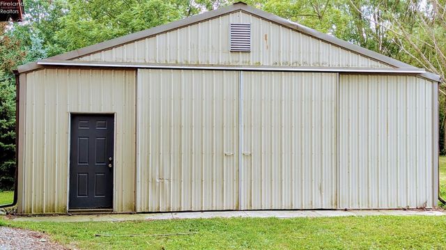 W 461 Lorain Street, Oberlin, OH 44074