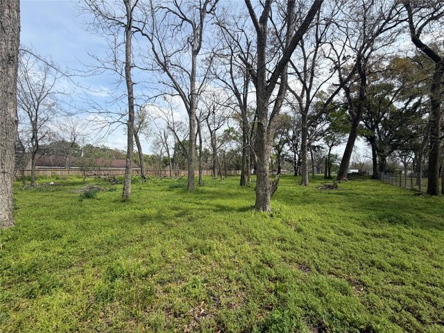 9608 Willow Street, Houston, TX 77088