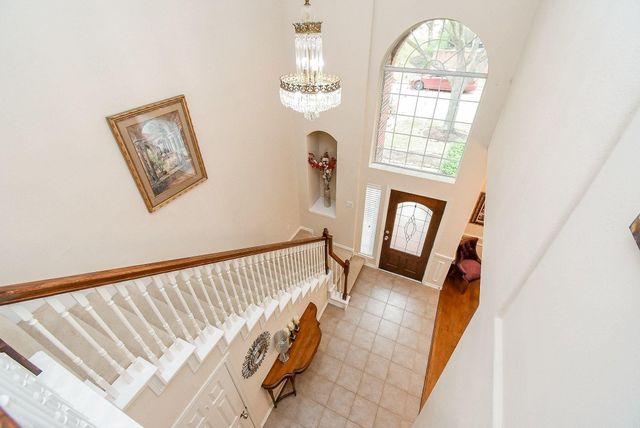 1446 Sherwood Park Circle, Houston, TX 77043