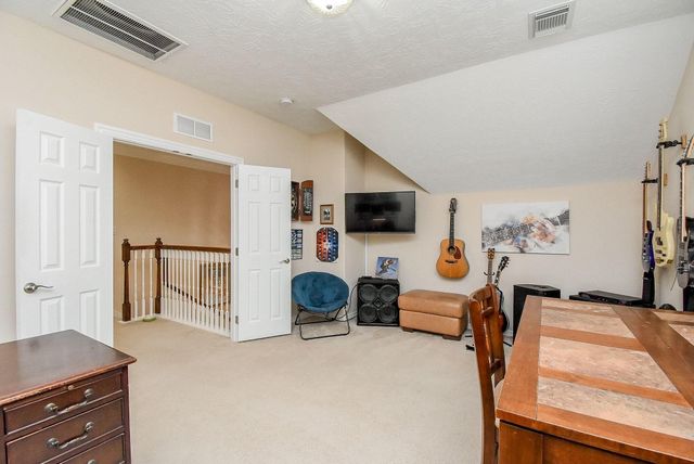 1446 Sherwood Park Circle, Houston, TX 77043