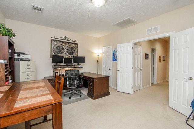 1446 Sherwood Park Circle, Houston, TX 77043