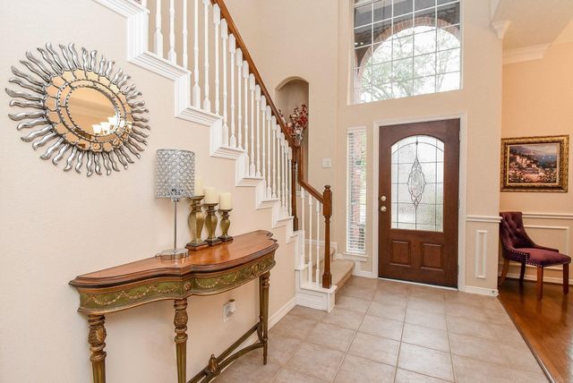 1446 Sherwood Park Circle, Houston, TX 77043