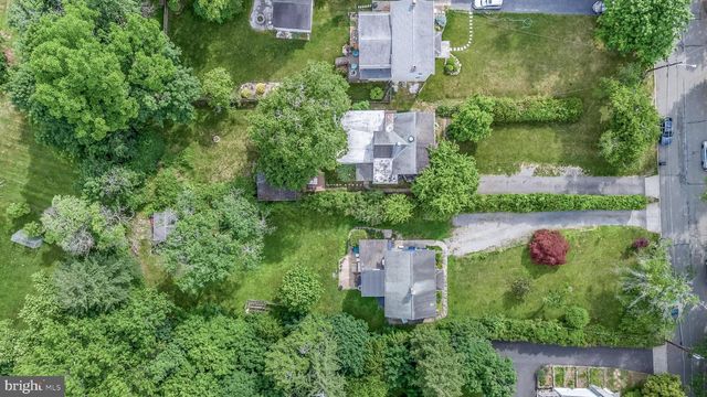 79 MODEL AVE, Hopewell, NJ 08525