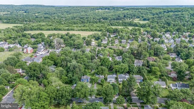 79 MODEL AVE, Hopewell, NJ 08525