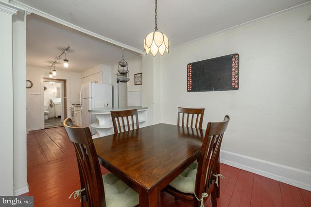 79 MODEL AVE, Hopewell, NJ 08525