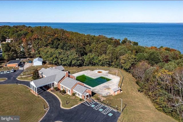 316 PLANTATION DR, Montross, VA 22520