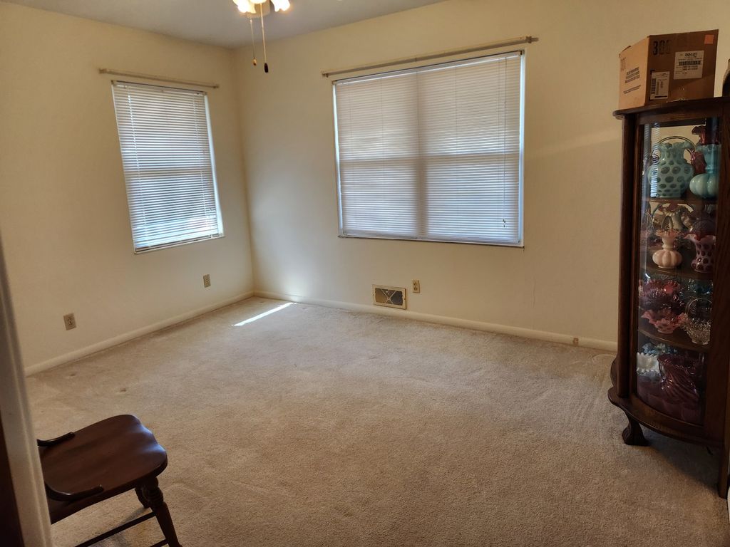 Image 17 of property listing at 1020 N 18th Street, Mt Vernon, IL 62864