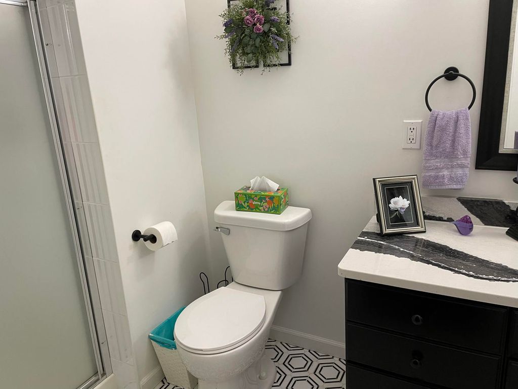 Image 25 of property listing at 1020 N 18th Street, Mt Vernon, IL 62864