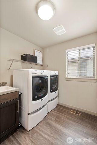 27403 239th Place SE, Maple Valley, WA 98038