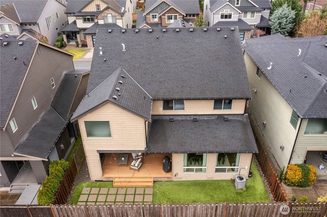 27403 239th Place SE, Maple Valley, WA 98038