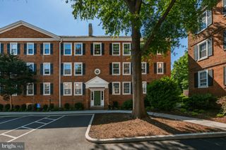 3050 S BUCHANAN ST #B2, Arlington, VA 22206
